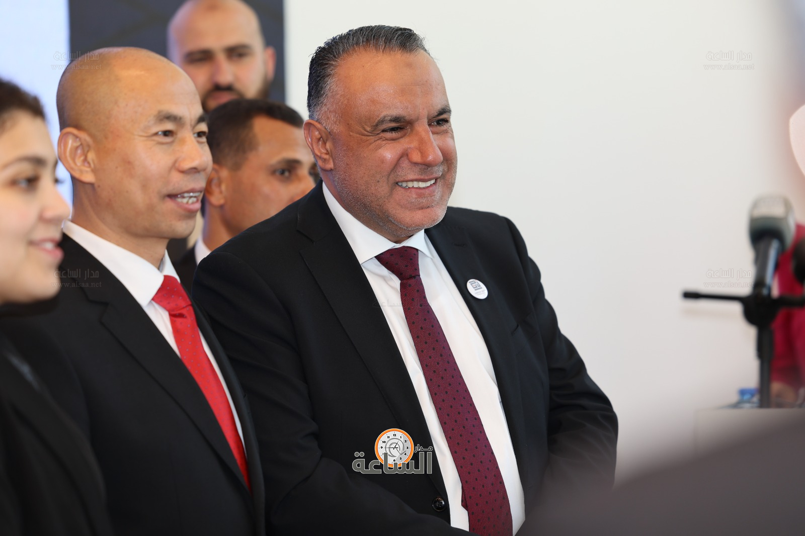 Madar Al-Saa Images 0.1509985672018379