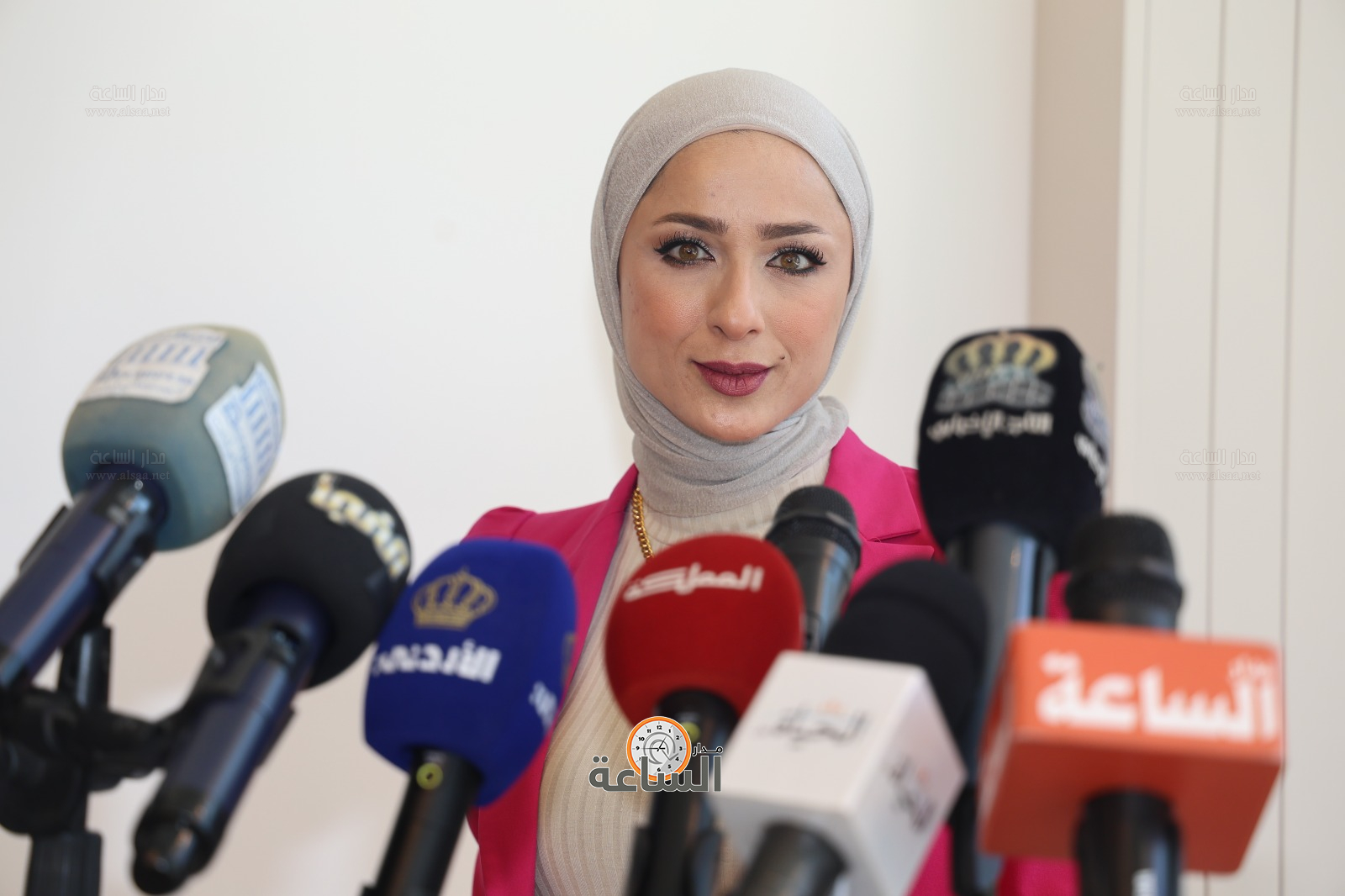 Madar Al-Saa Images 0.5414143737550662