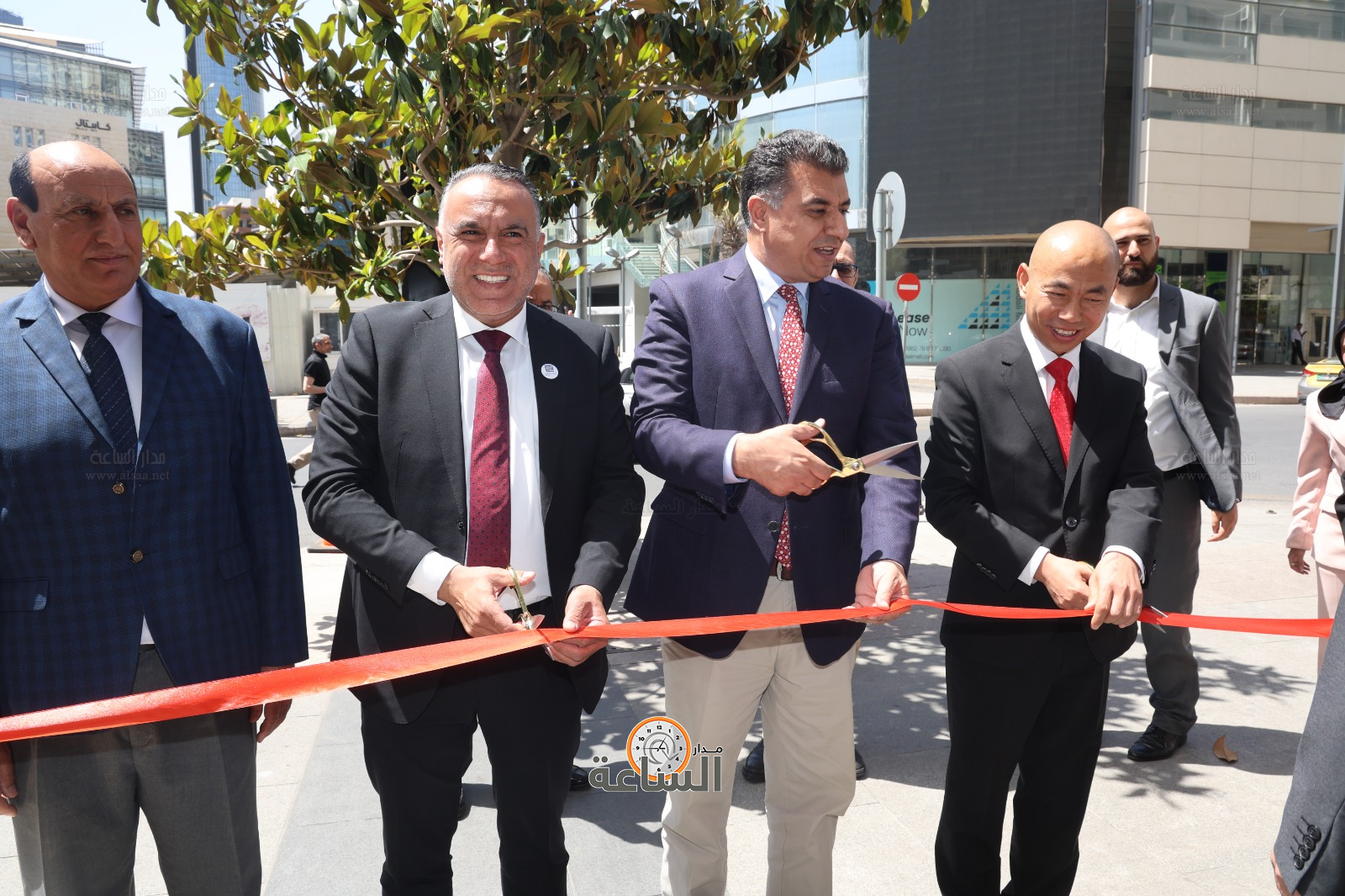 Madar Al-Saa Images 0.22016715270755005