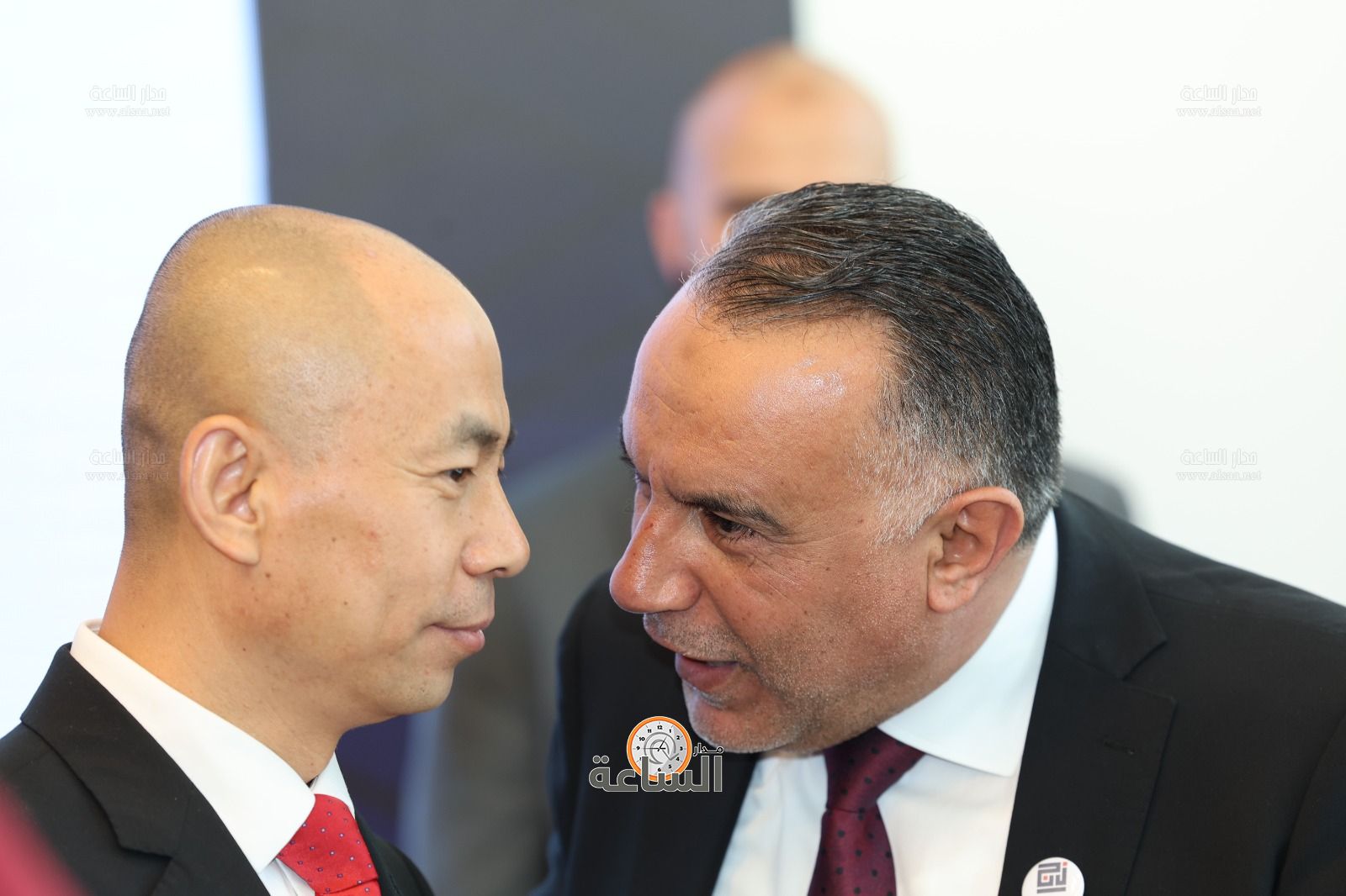 Madar Al-Saa Images 0.5650705382175714