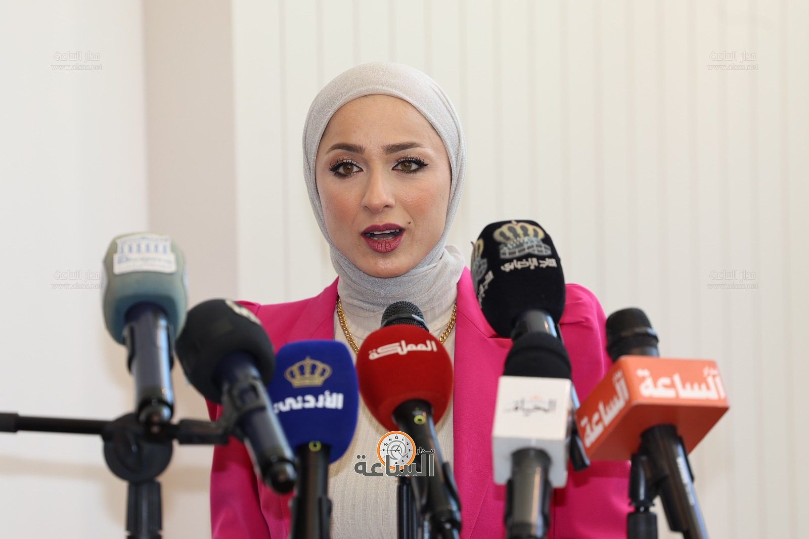 Madar Al-Saa Images 0.07785450831188101