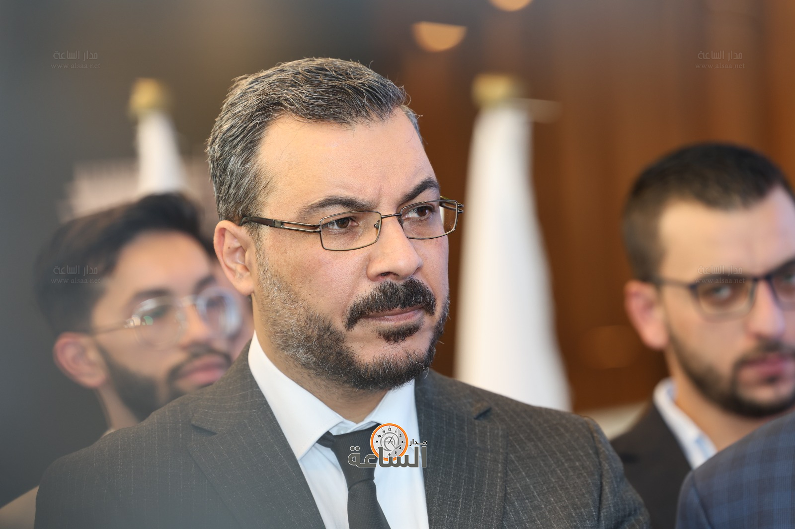 Madar Al-Saa Images 0.7784823528345565