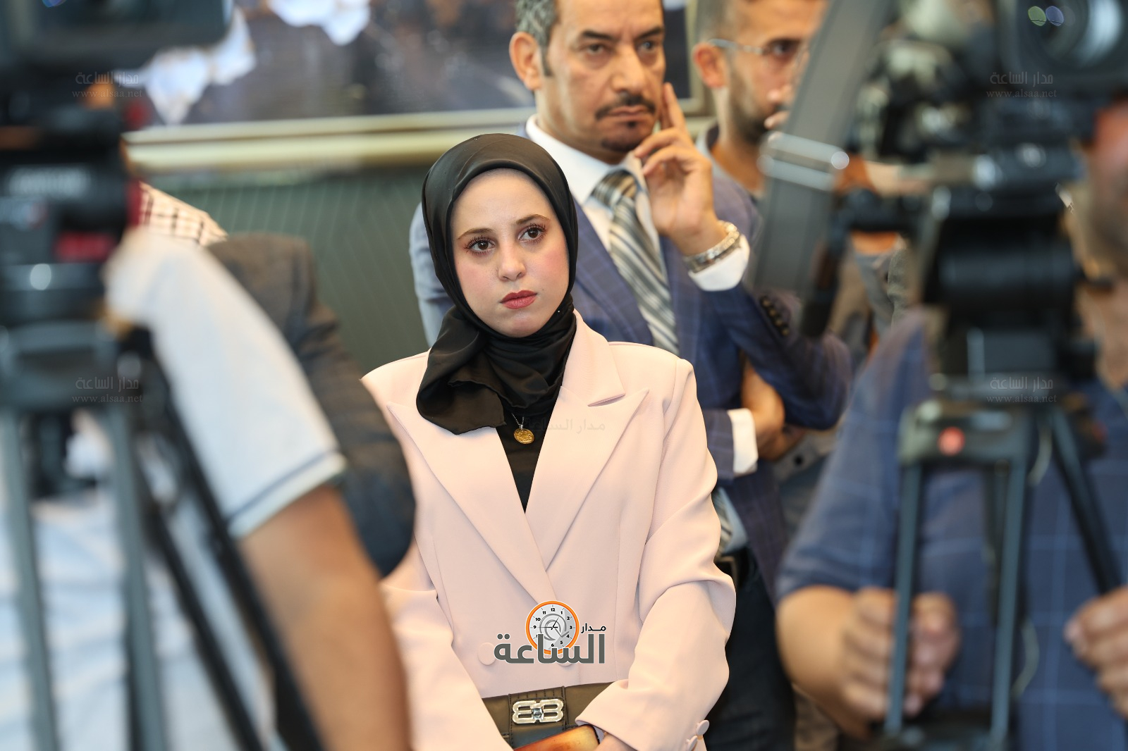 Madar Al-Saa Images 0.2376312639984287