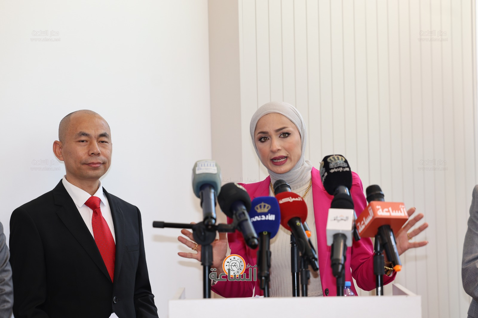 Madar Al-Saa Images 0.8155604417033127