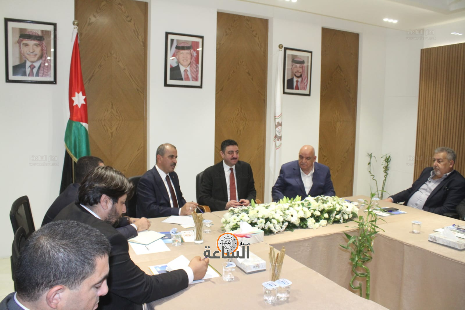 Madar Al-Saa Images 0.4552023542882492