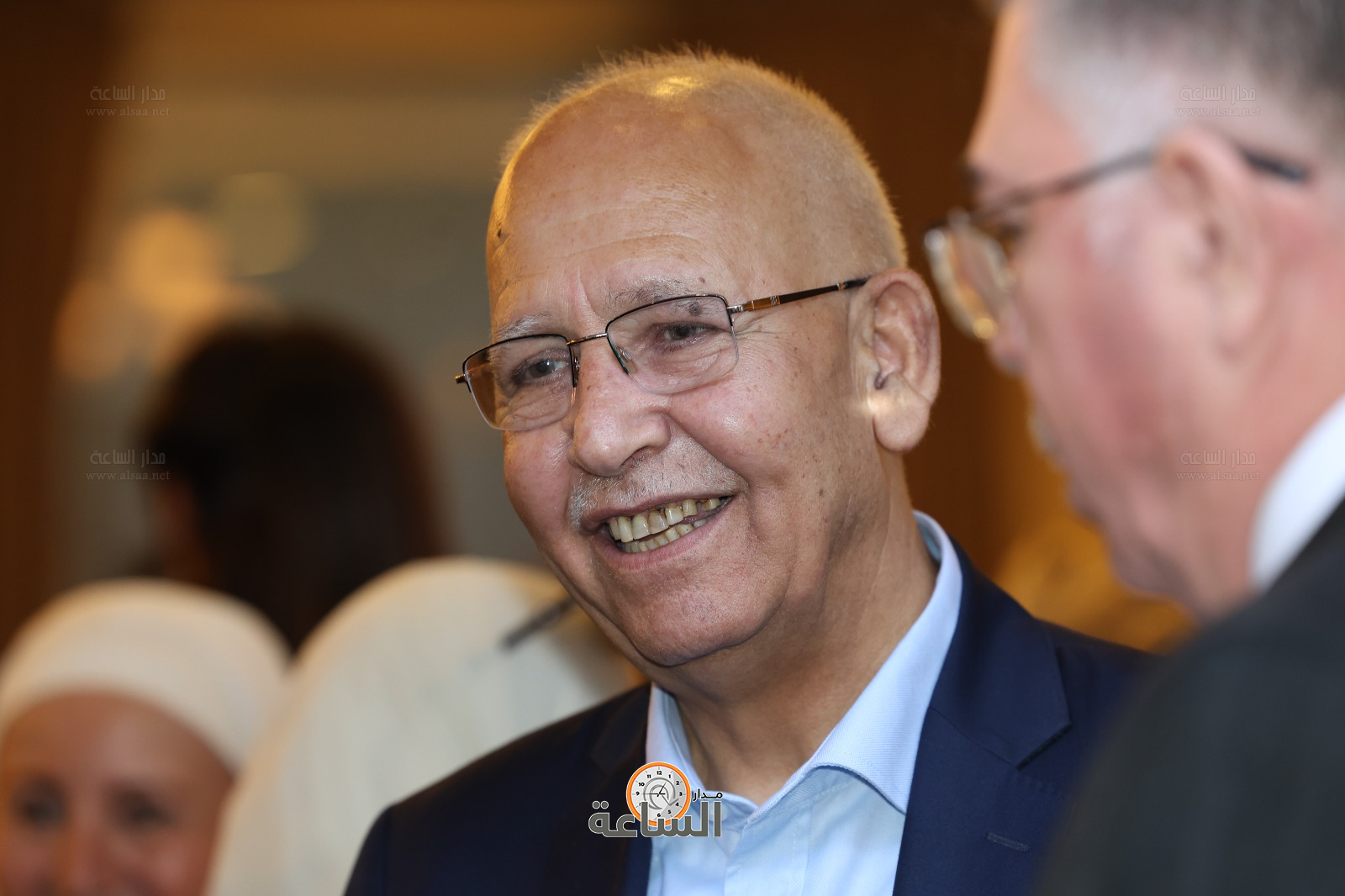 Madar Al-Saa Images 0.6565883323053423