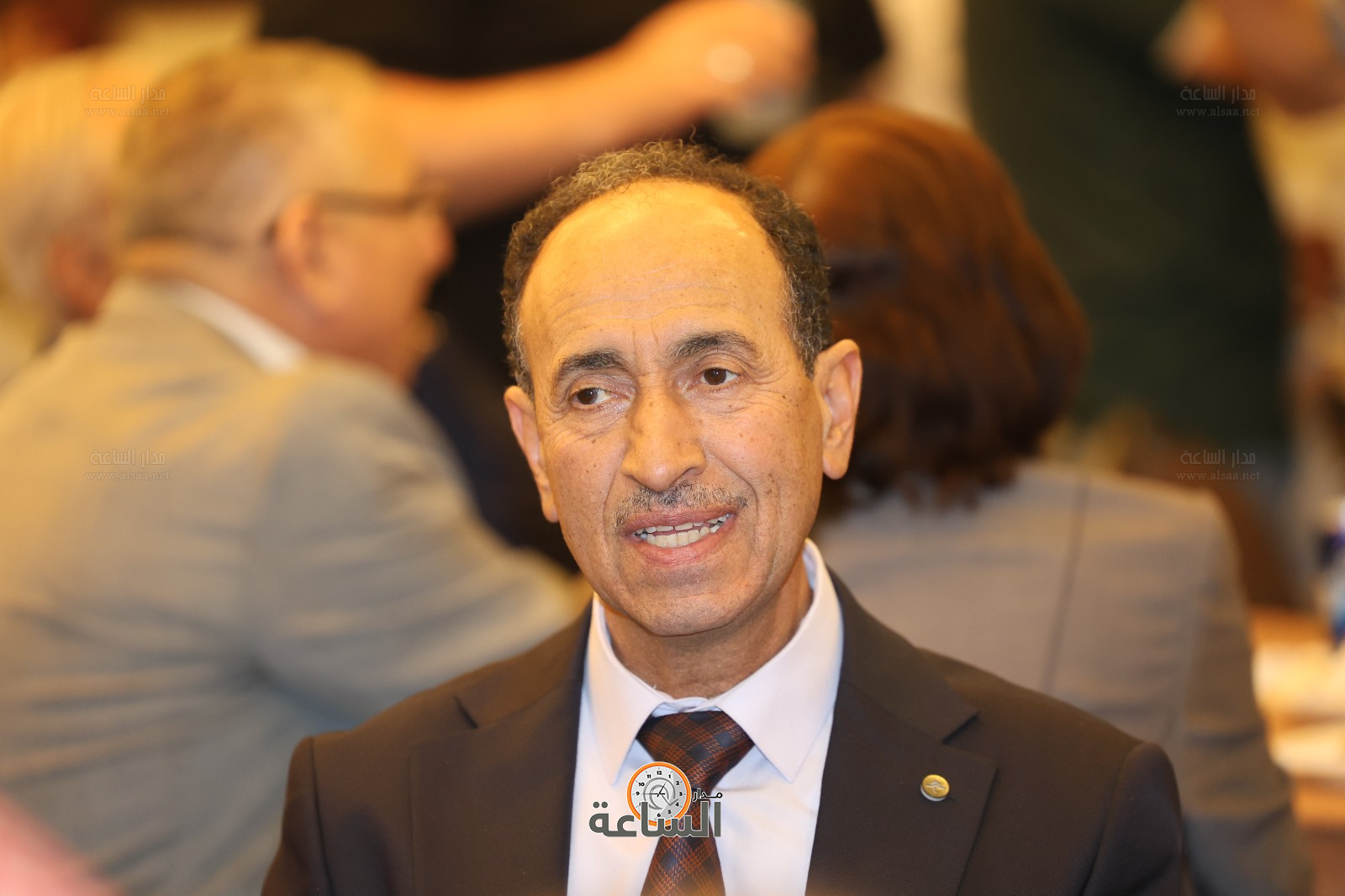 Madar Al-Saa Images 0.8975305248154113