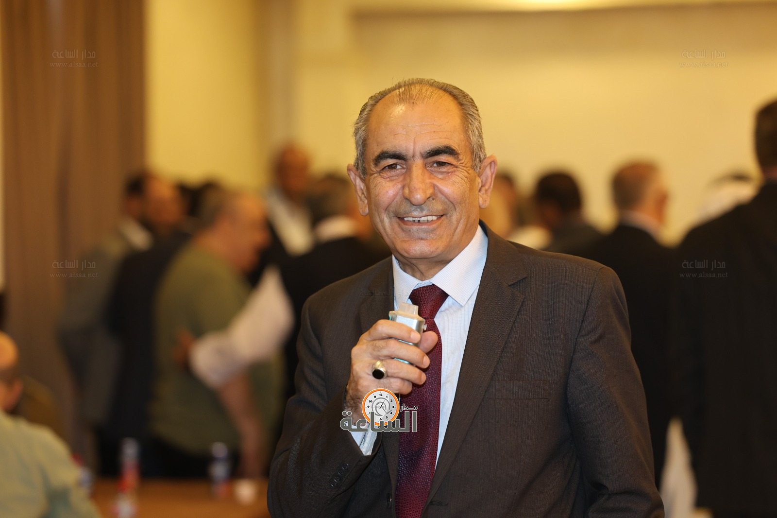 Madar Al-Saa Images 0.9571827387093687