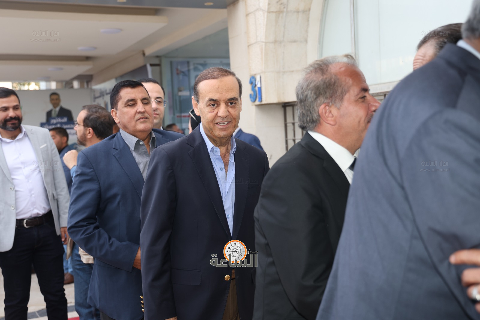 Madar Al-Saa Images 0.1459502736744721