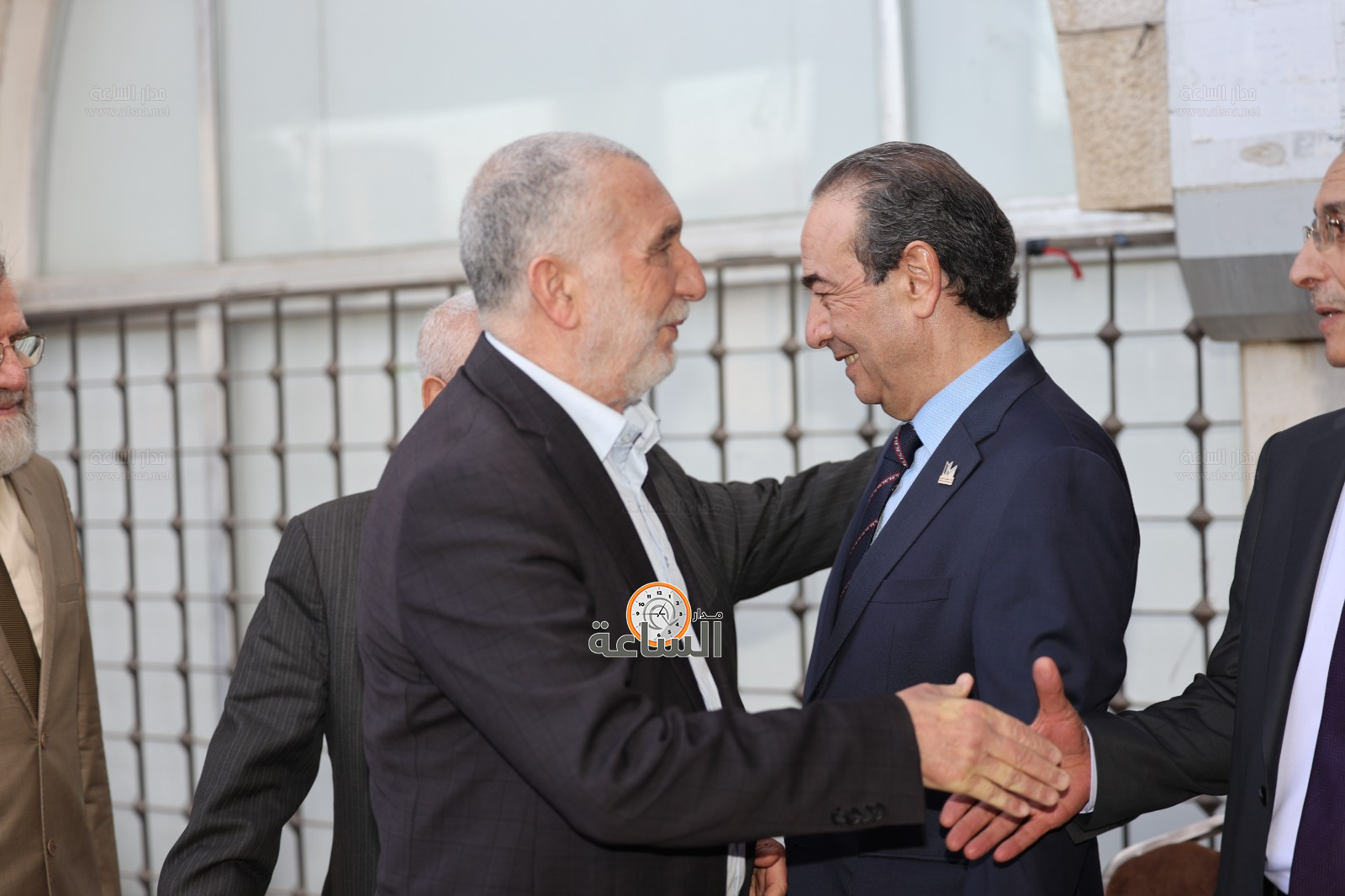 Madar Al-Saa Images 0.6646636430660072