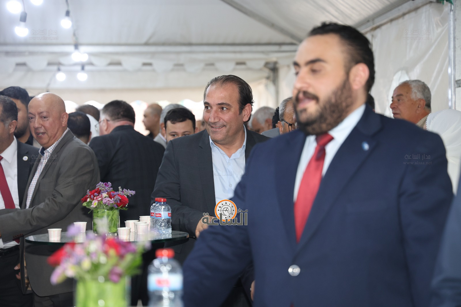 Madar Al-Saa Images 0.584094916490764