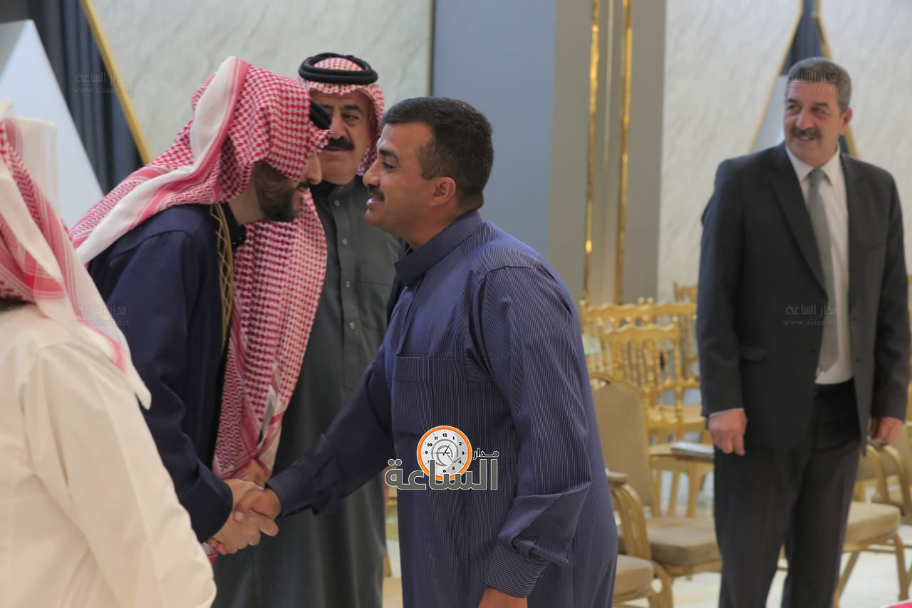 Madar Al-Saa Images 0.006618829496345513