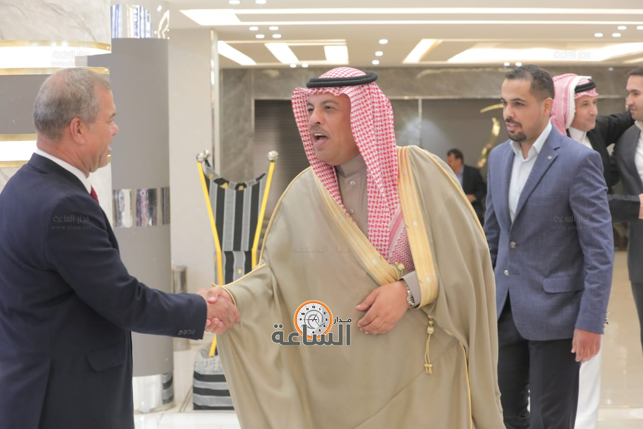 Madar Al-Saa Images 0.32195782862811206