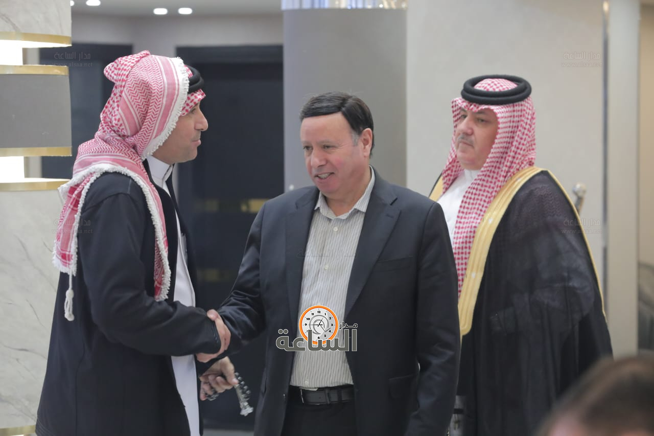 Madar Al-Saa Images 0.7476216227167258