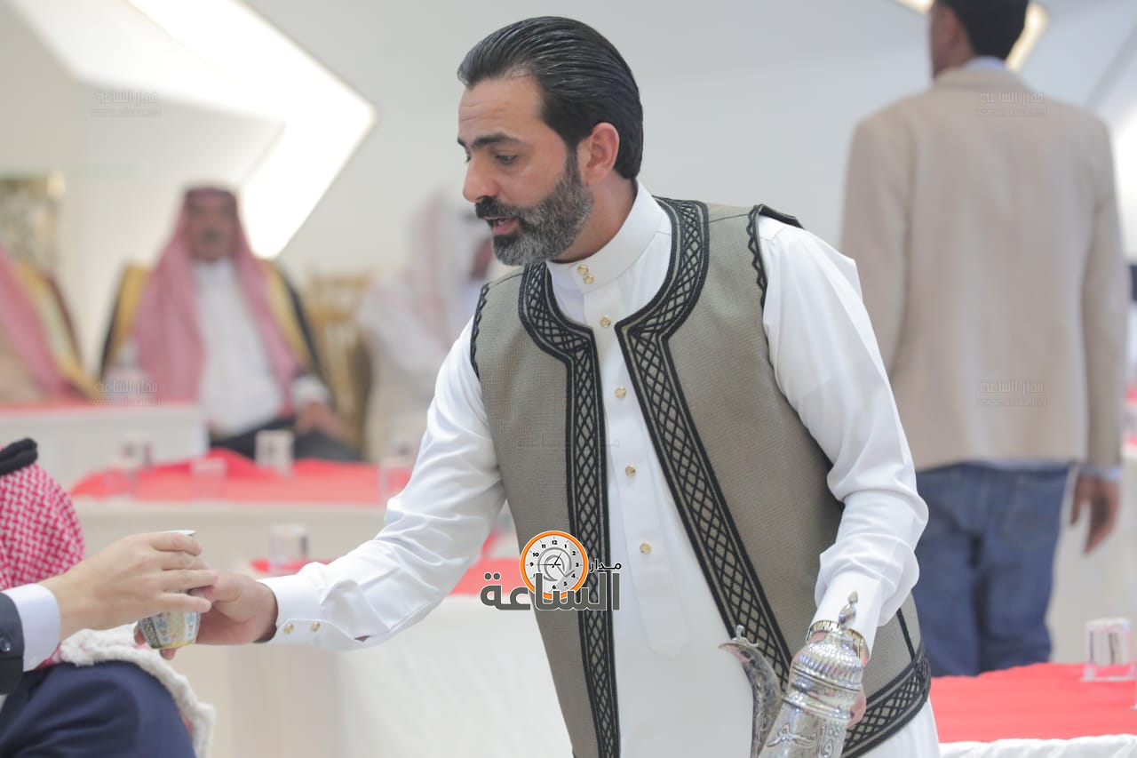 Madar Al-Saa Images 0.027343226036867896