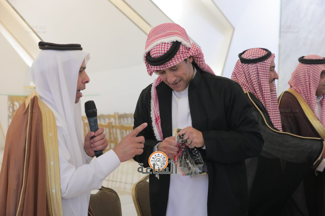 Madar Al-Saa Images 0.18825822990618168