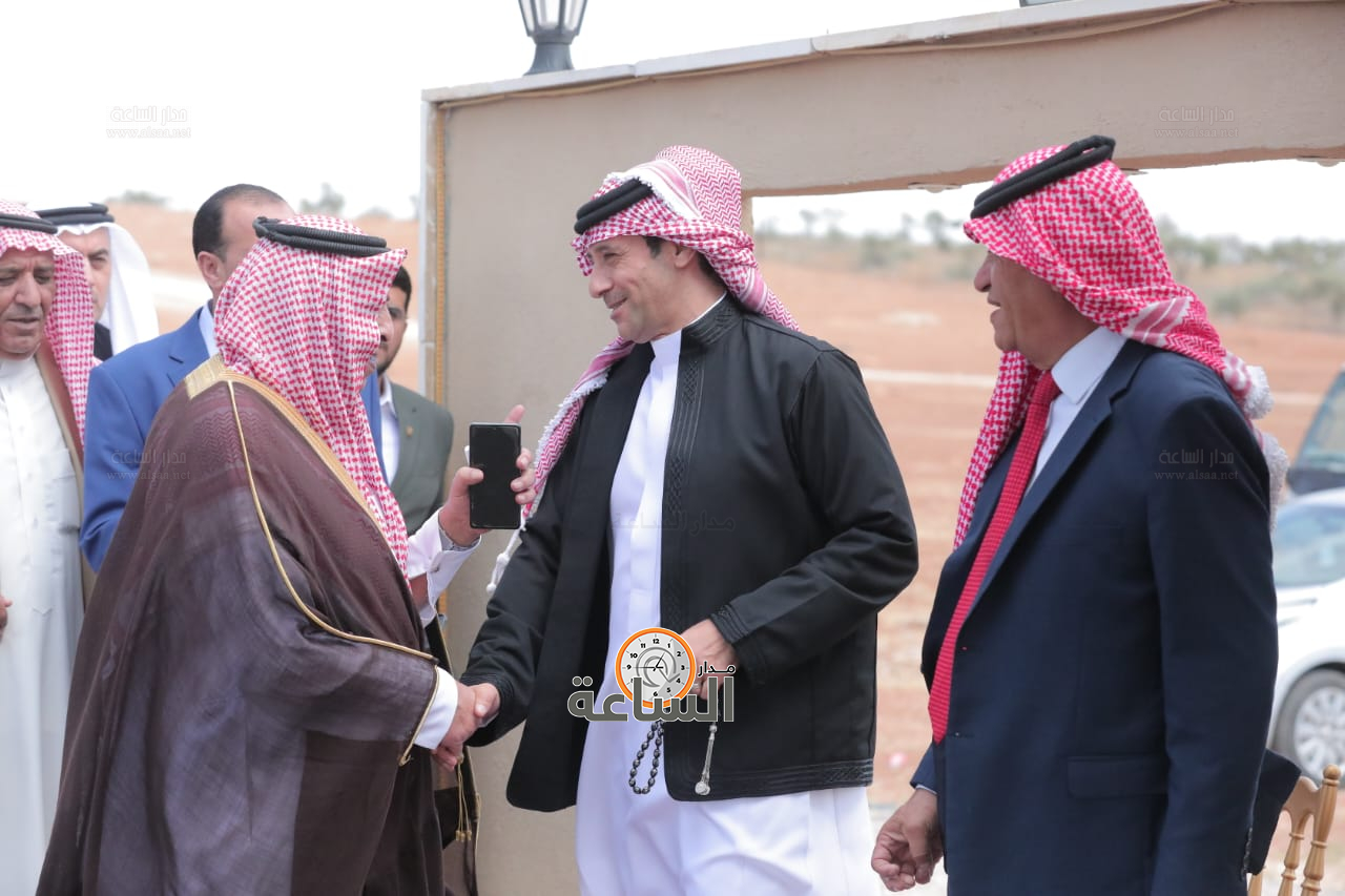 Madar Al-Saa Images 0.7769867585077574