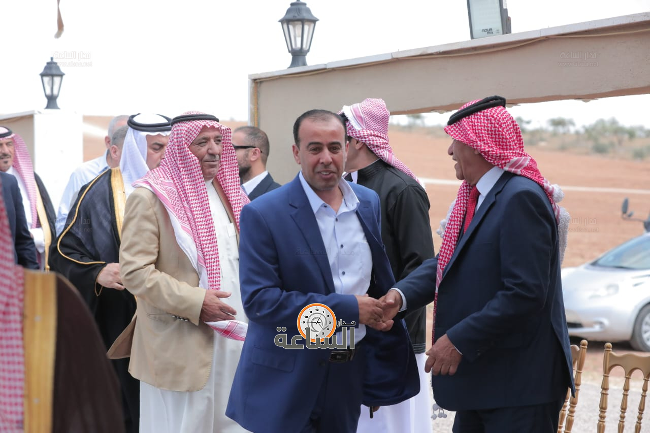 Madar Al-Saa Images 0.32837491010668796