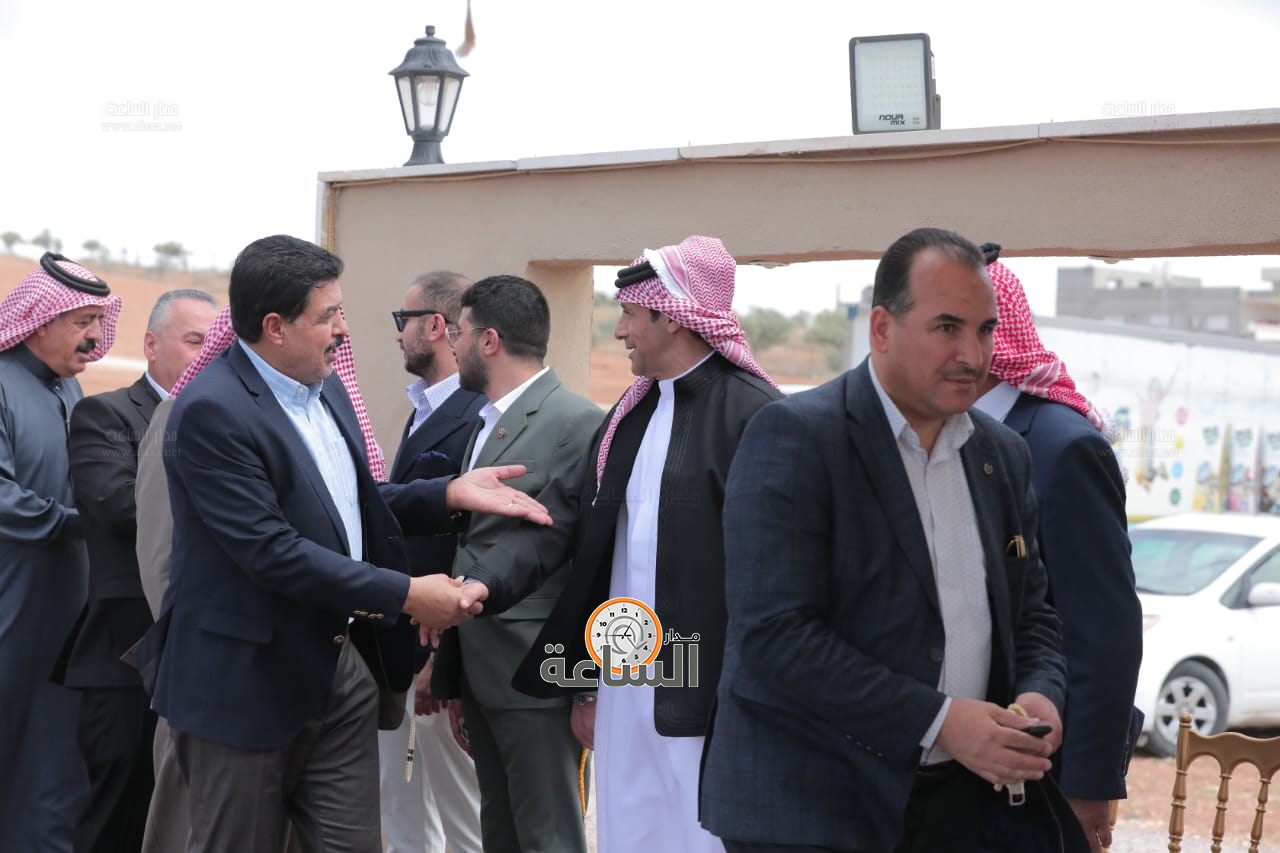 Madar Al-Saa Images 0.3114173740807673