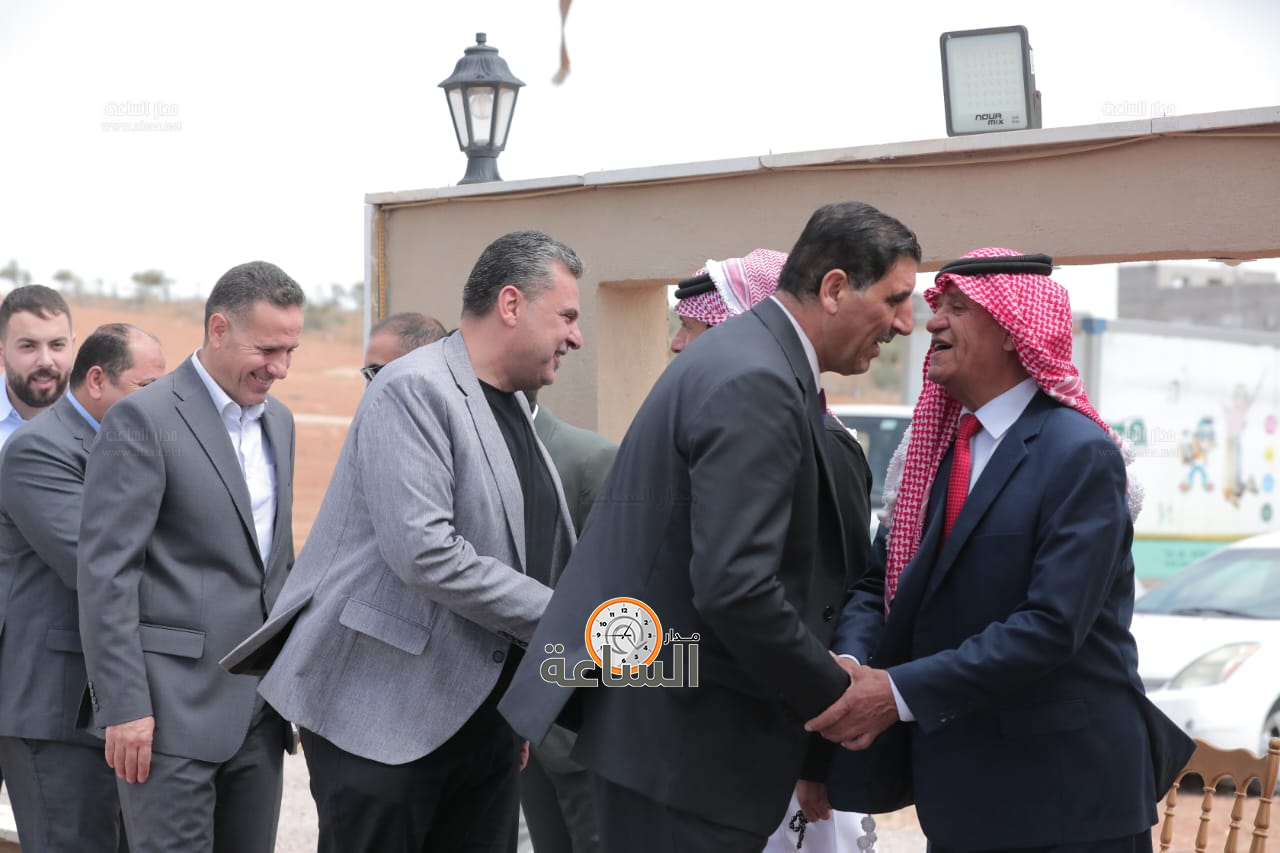 Madar Al-Saa Images 0.9391950050048963