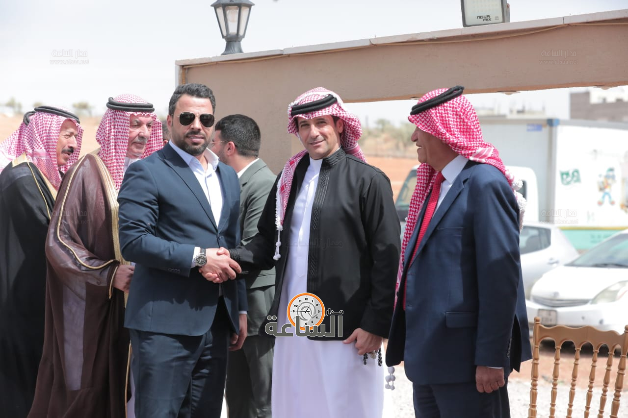 Madar Al-Saa Images 0.18753955040010284