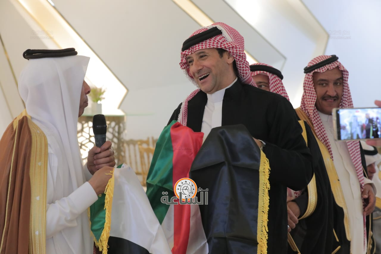 Madar Al-Saa Images 0.24440656939173122