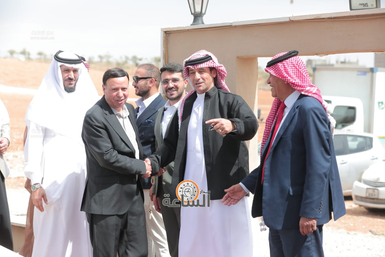 Madar Al-Saa Images 0.5916087600356461