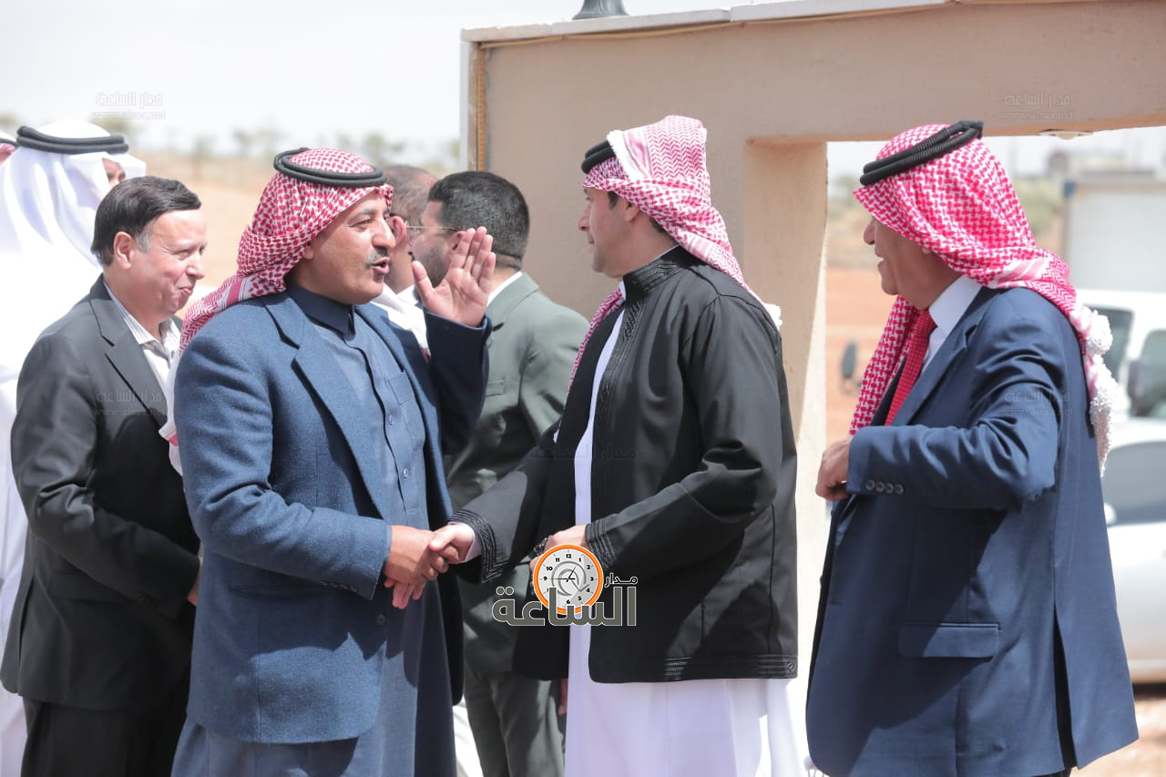 Madar Al-Saa Images 0.3604002601434655