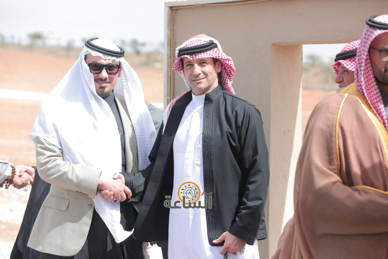 Madar Al-Saa Images 0.5249346900023685