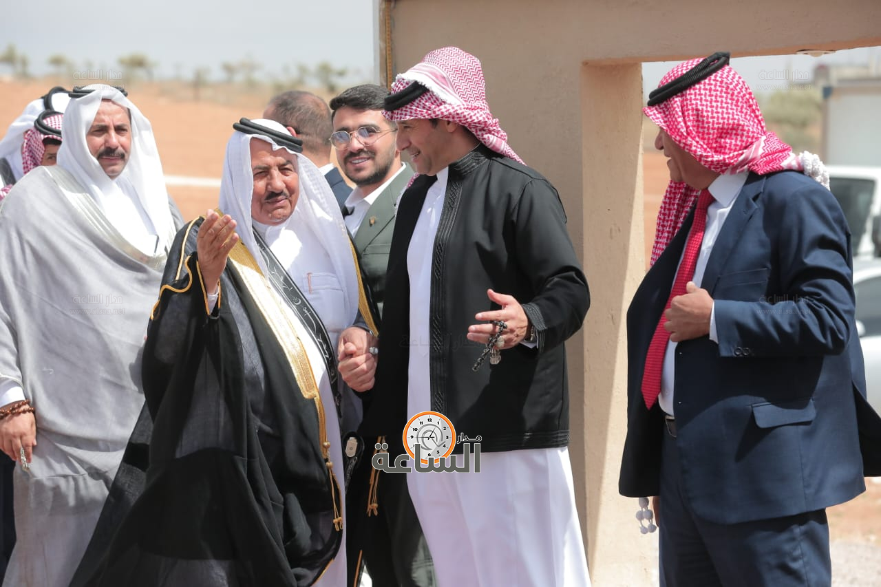 Madar Al-Saa Images 0.6112443912817525