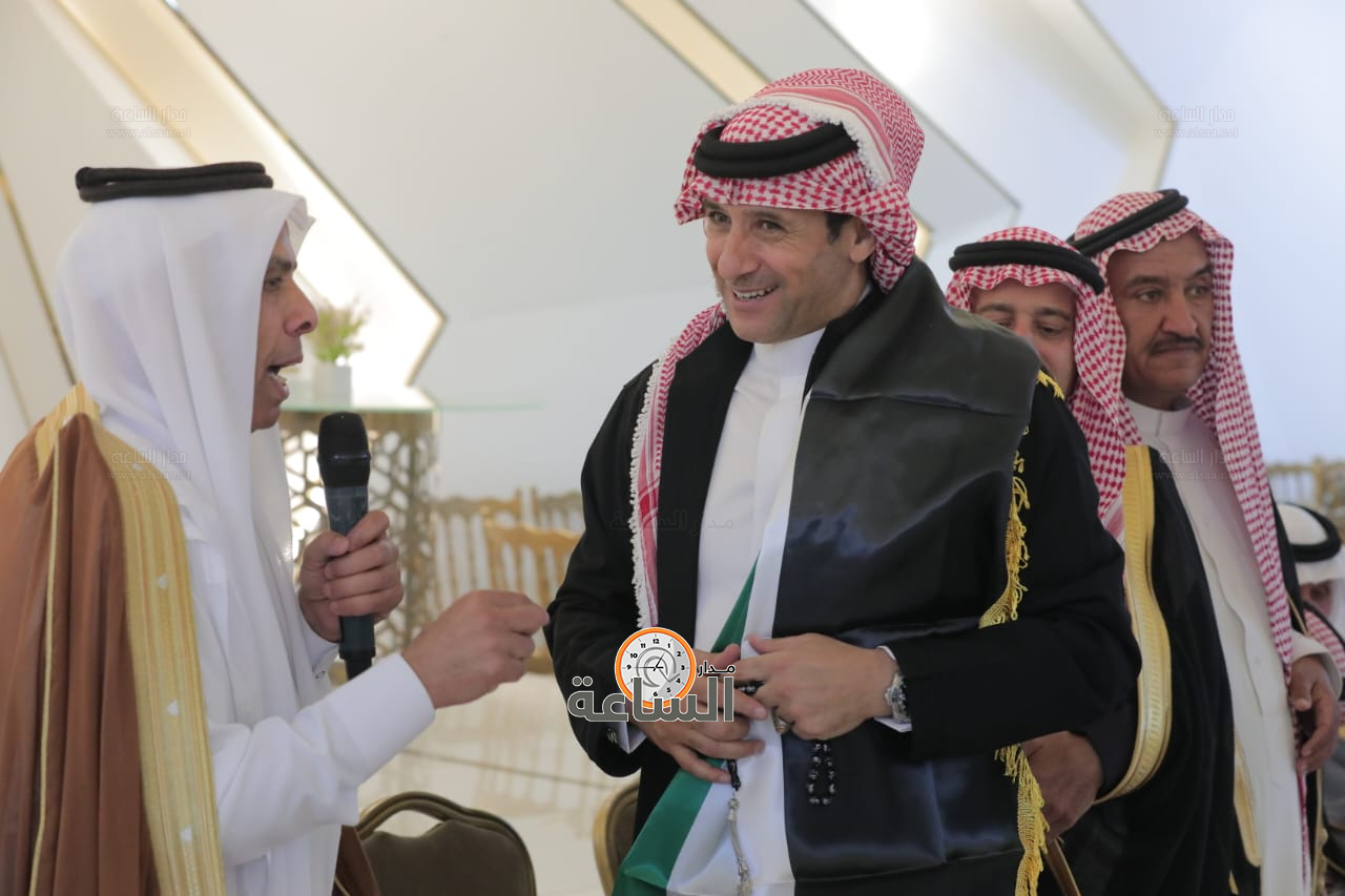 Madar Al-Saa Images 0.8788045873140883