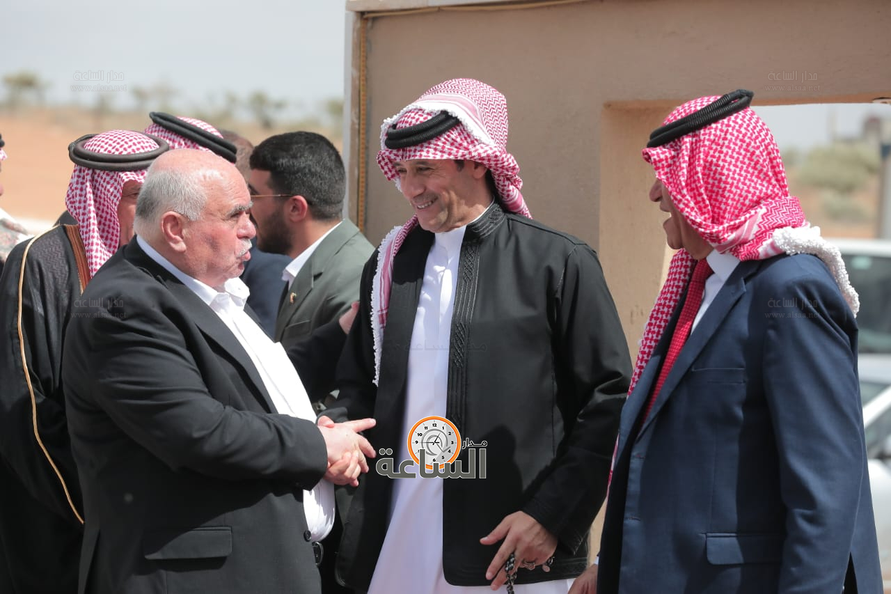 Madar Al-Saa Images 0.047686407353307536