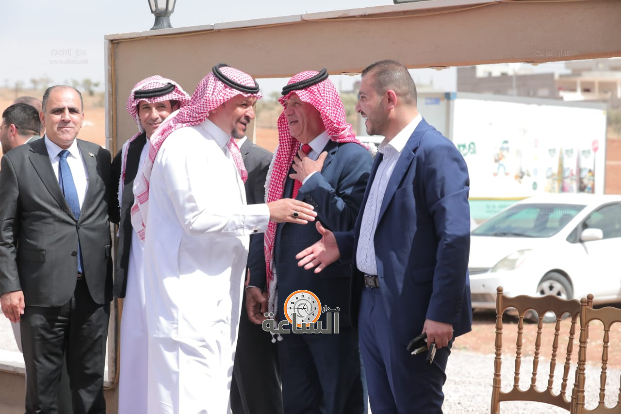 Madar Al-Saa Images 0.2623696588514143