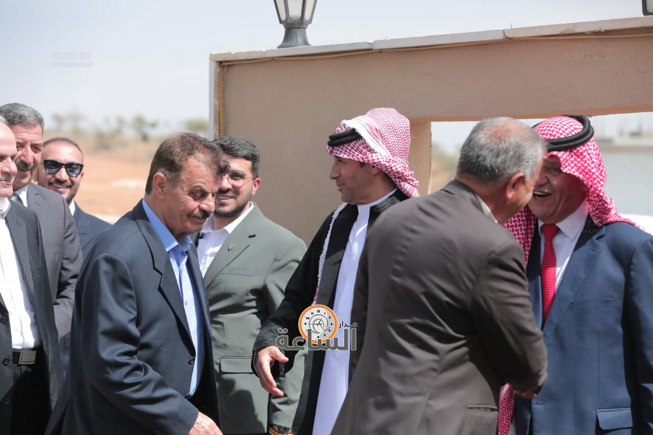 Madar Al-Saa Images 0.2752488730666839