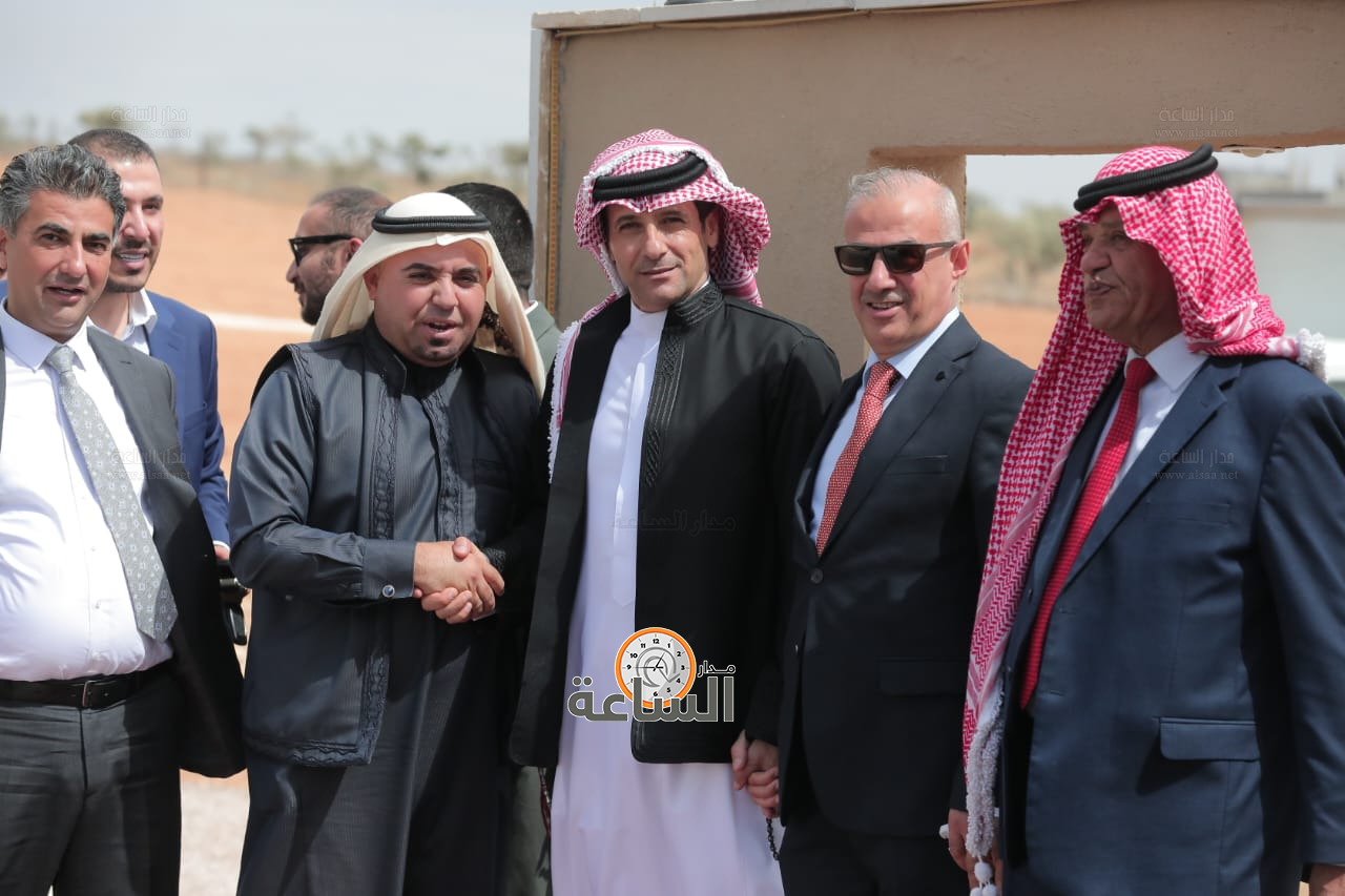 Madar Al-Saa Images 0.48137479848135134