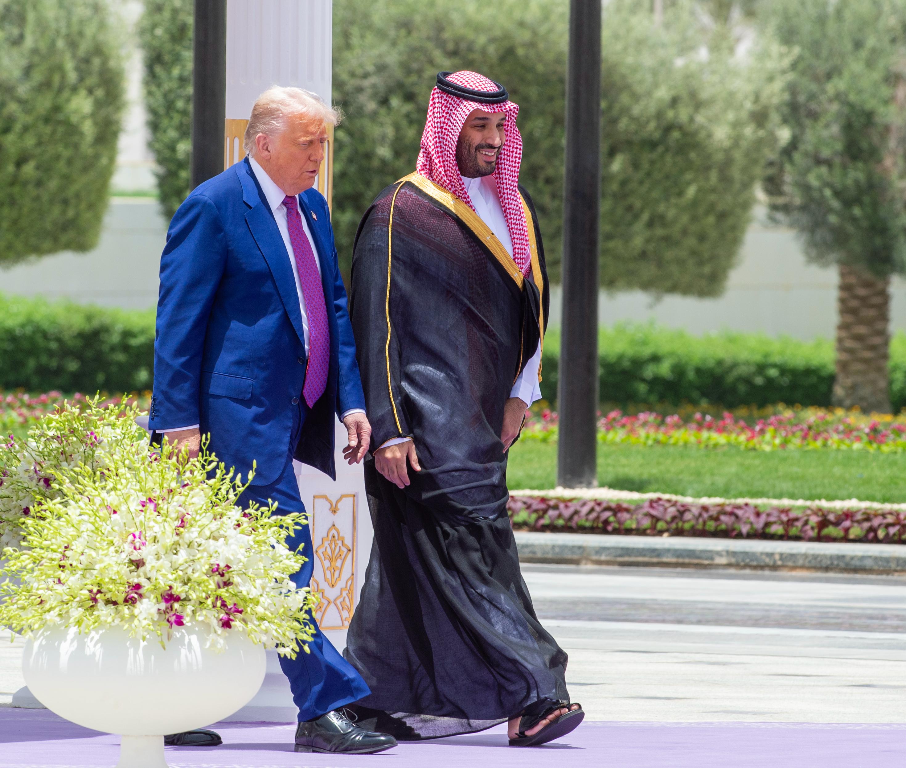 Madar Al-Saa Images 0.8464483107857355