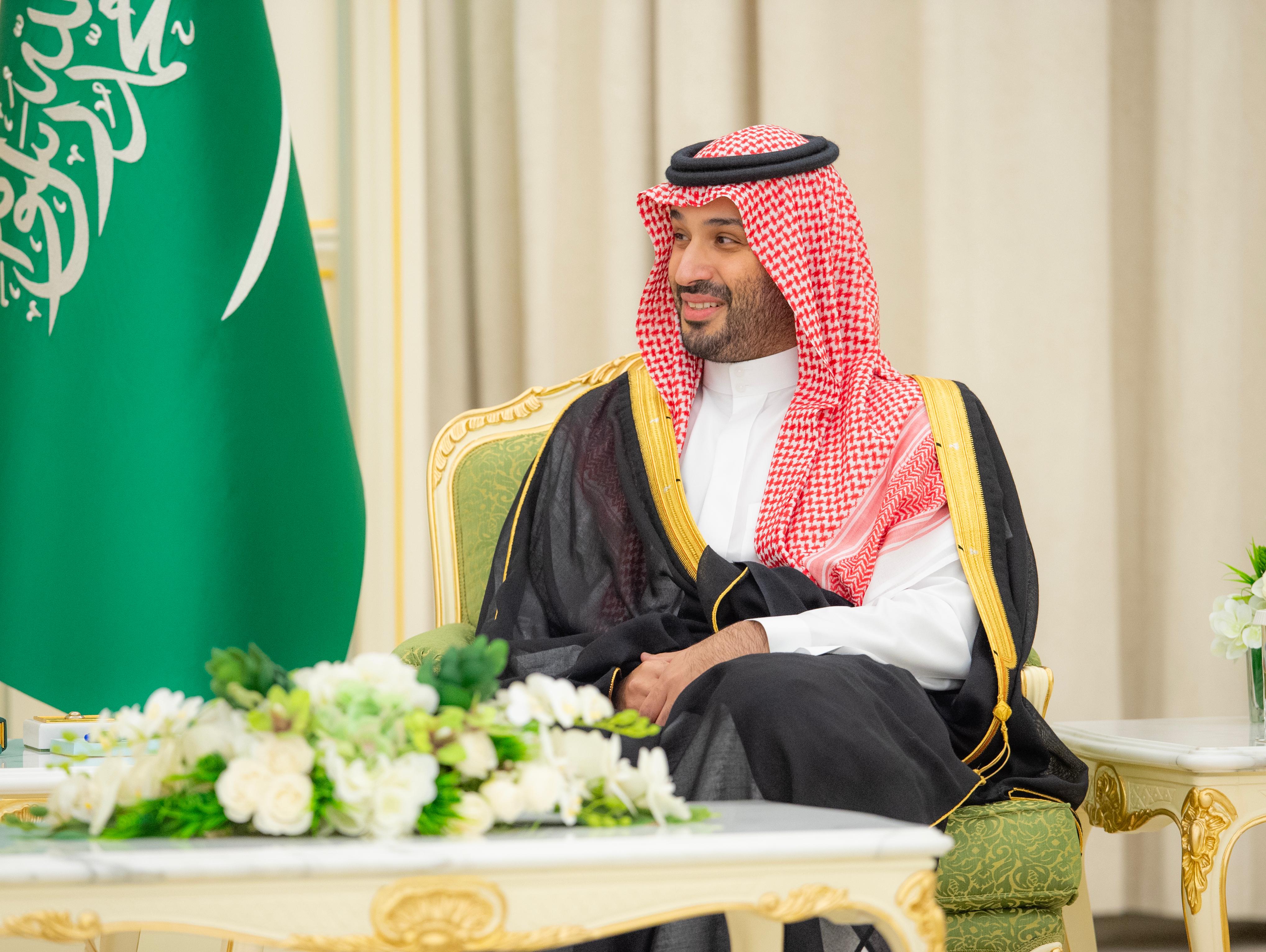 Madar Al-Saa Images 0.09951316273988664