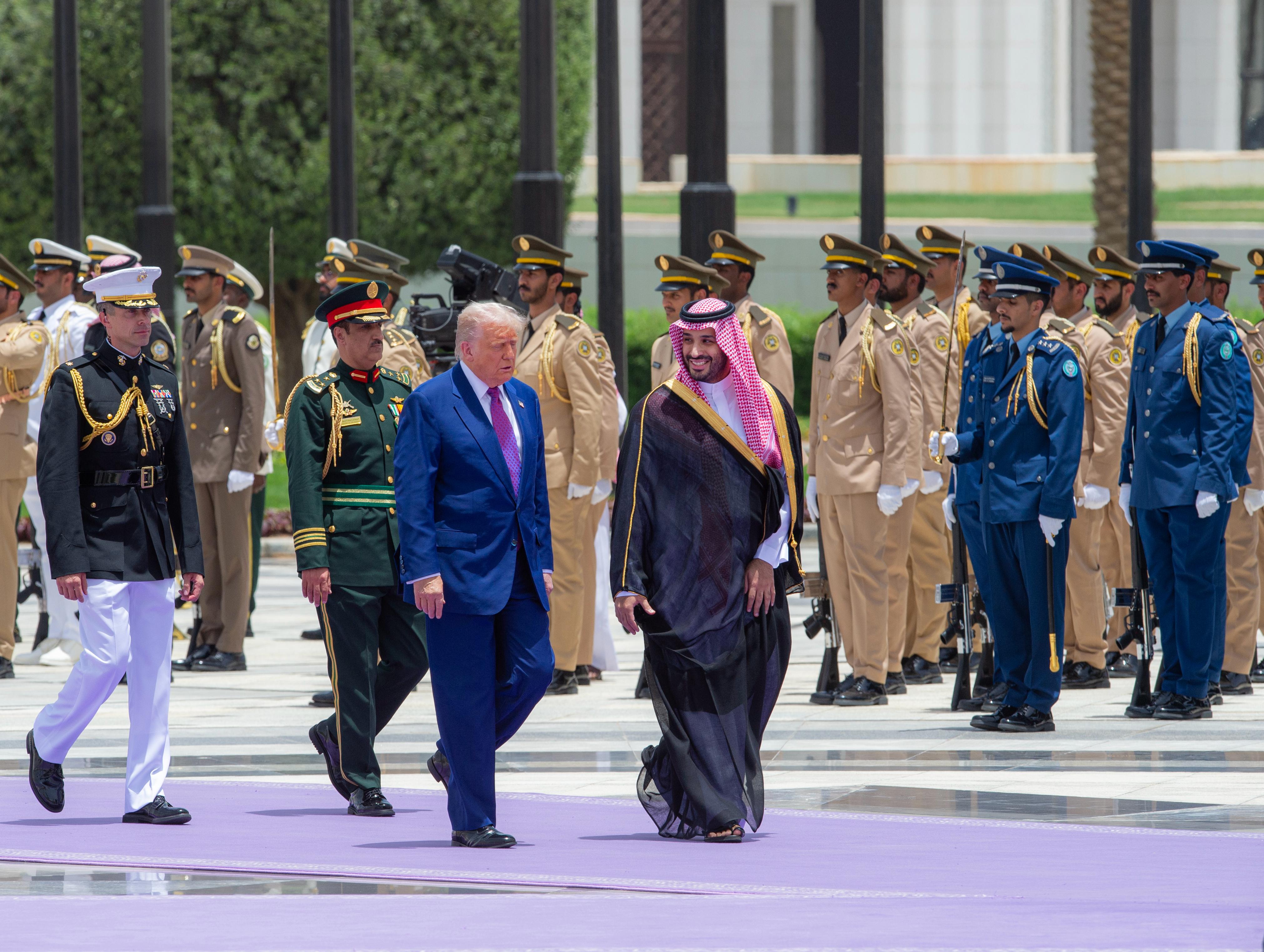 Madar Al-Saa Images 0.6411466935139009