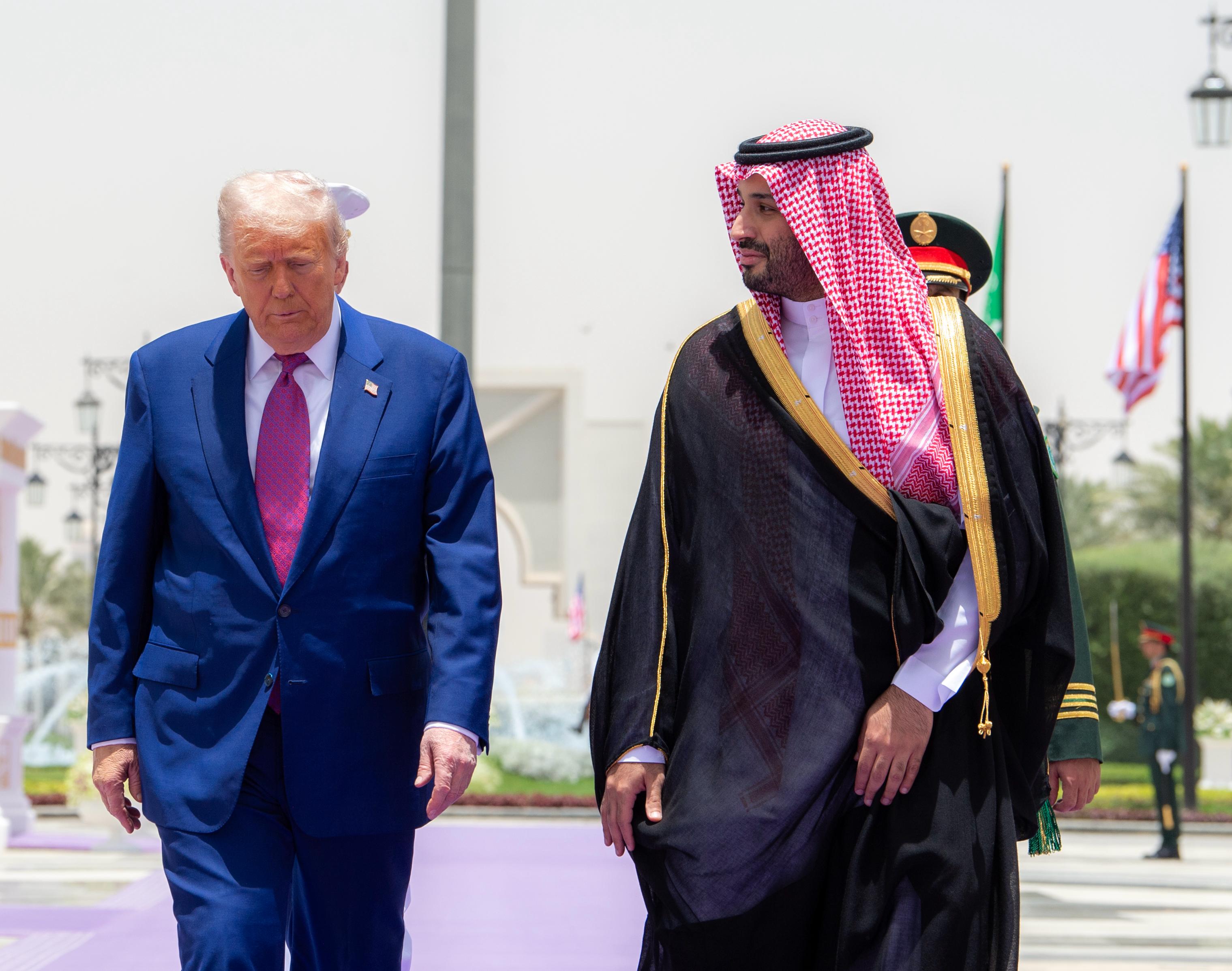 Madar Al-Saa Images 0.6761711281696926