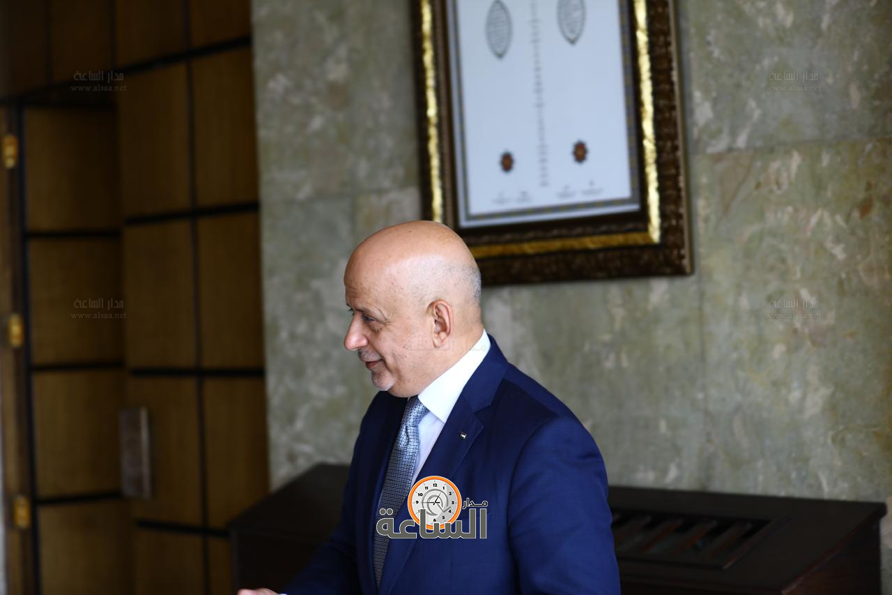 Madar Al-Saa Images 0.31463056873136175