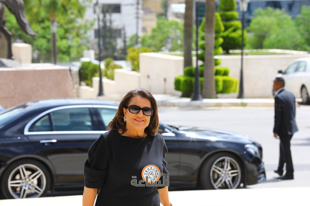 Madar Al-Saa Images 0.3700607629177566