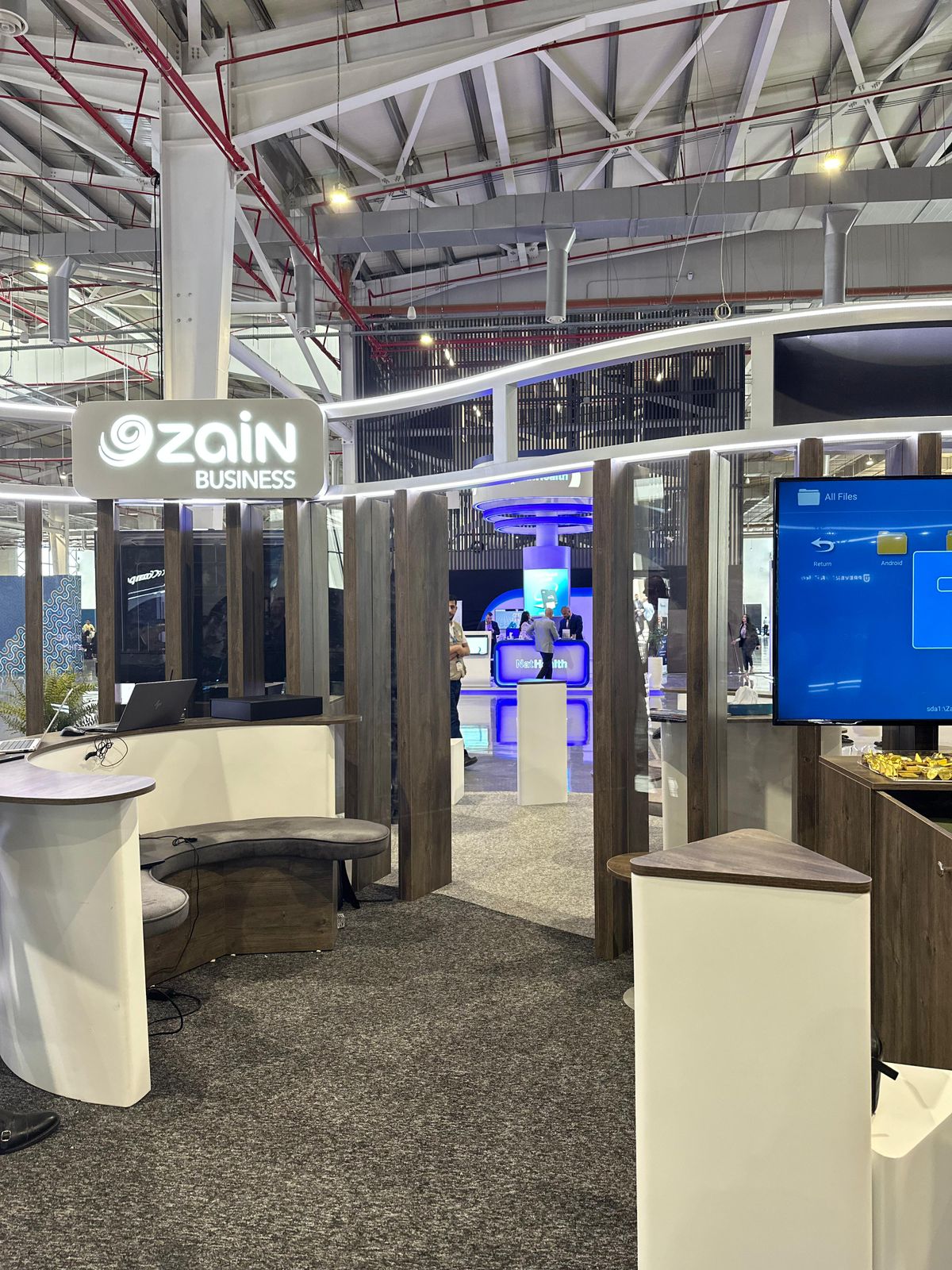 Madar Al-Saa Images 0.2718462083962141