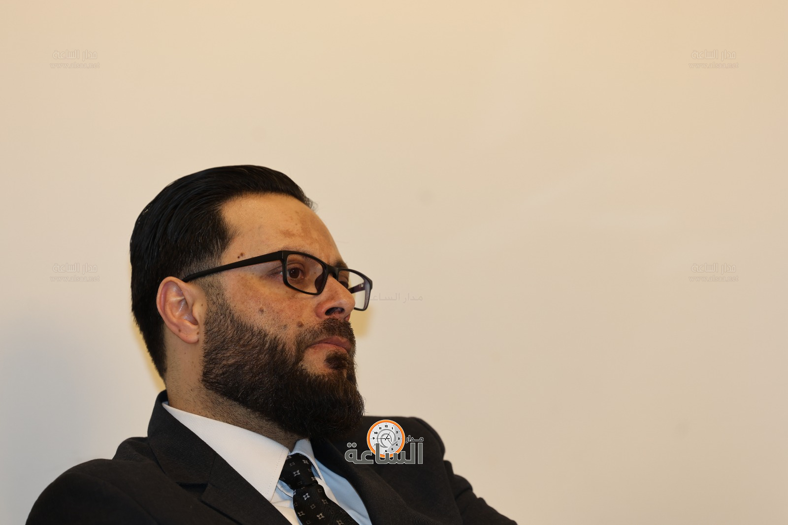 Madar Al-Saa Images 0.48535606793174313