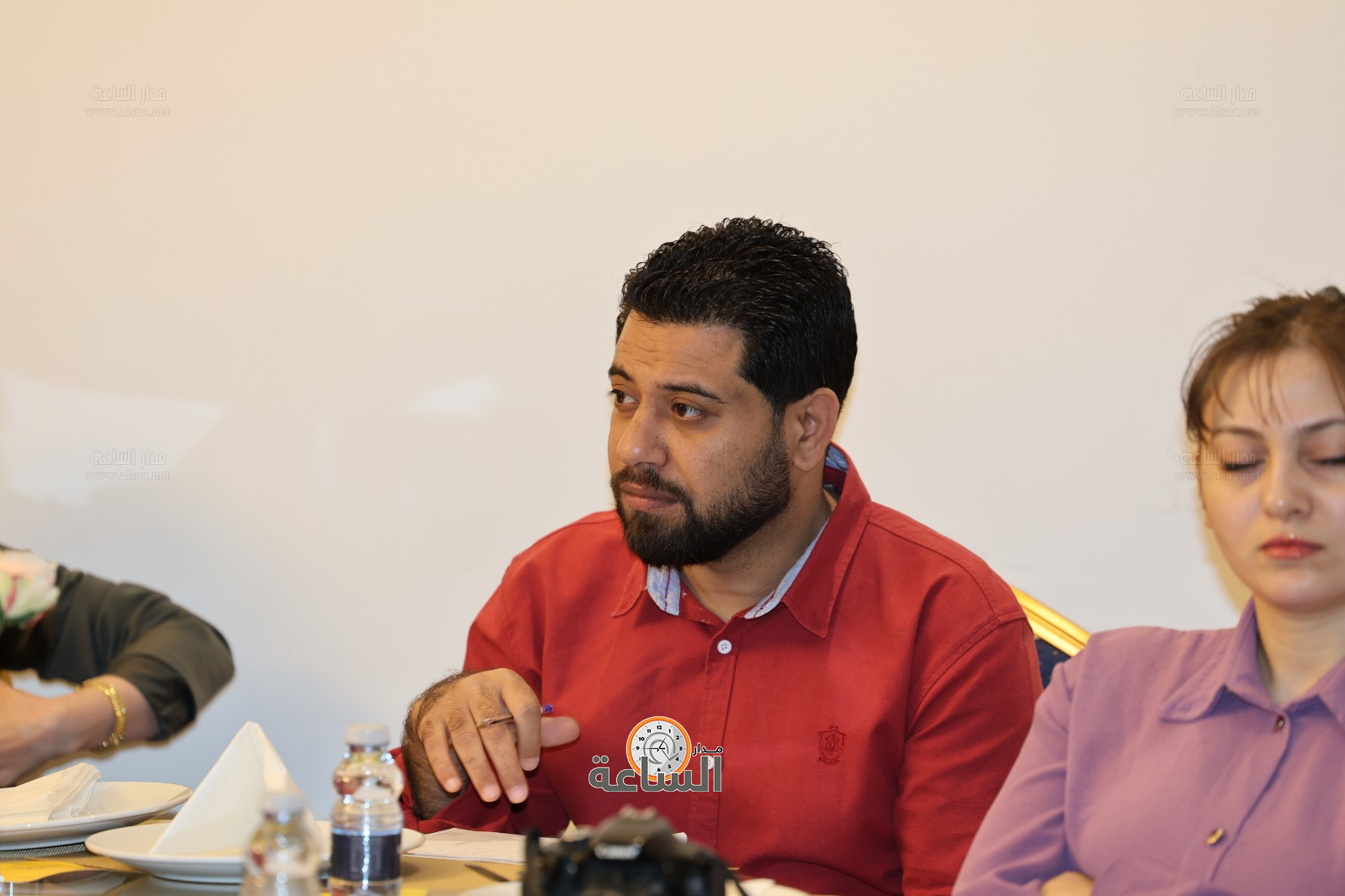 Madar Al-Saa Images 0.48912847822872363