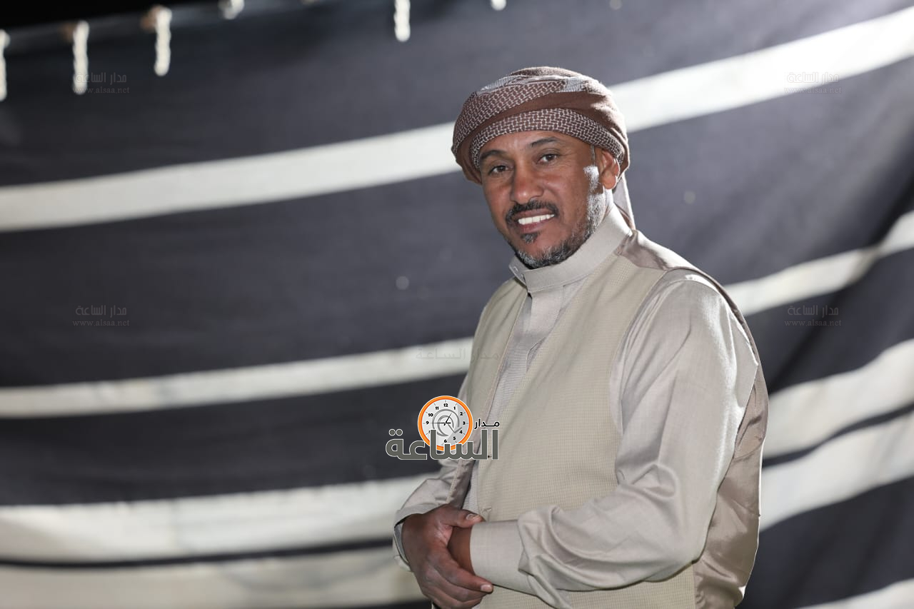 Madar Al-Saa Images 0.32218568265304937