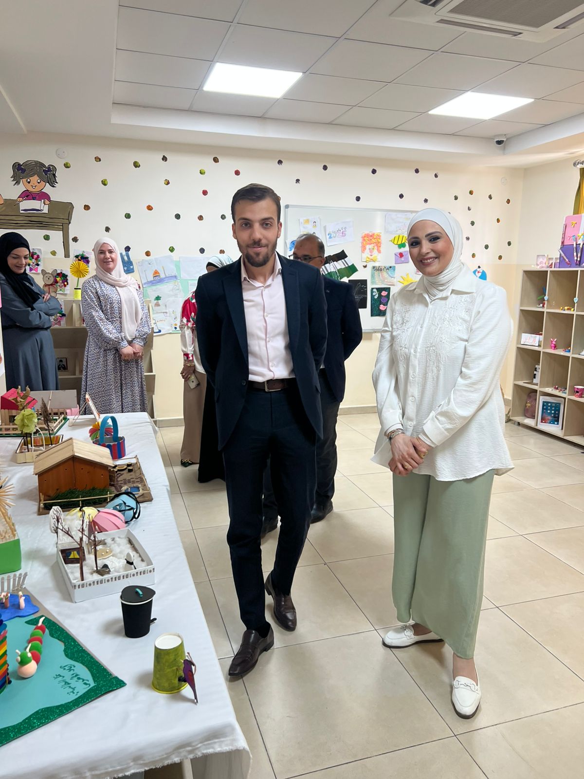 Madar Al-Saa Images 0.44671983277568983