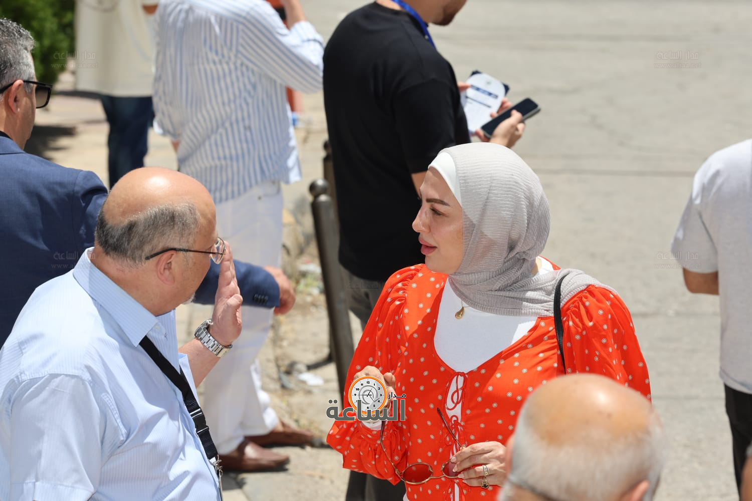 Madar Al-Saa Images 0.16009915386204587