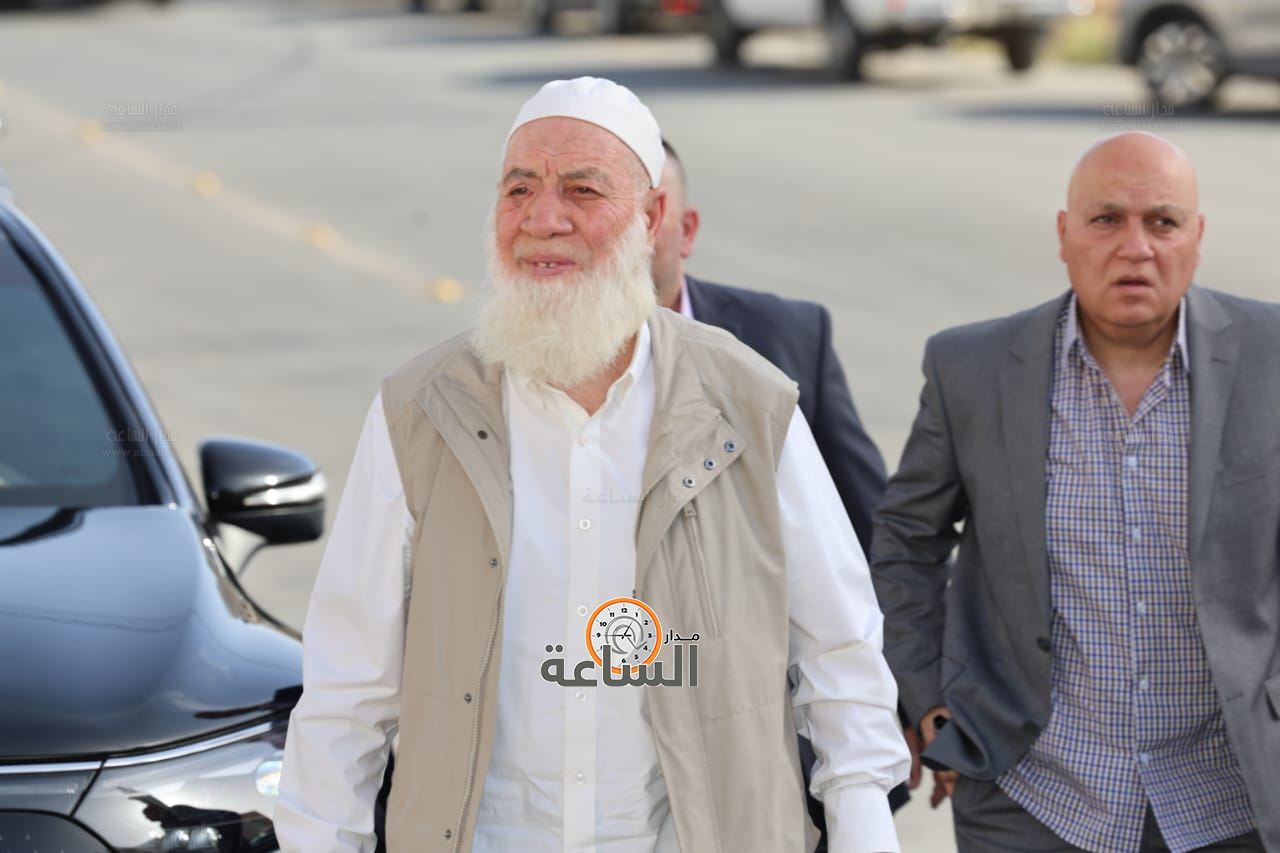 Madar Al-Saa Images 0.7648752472581944