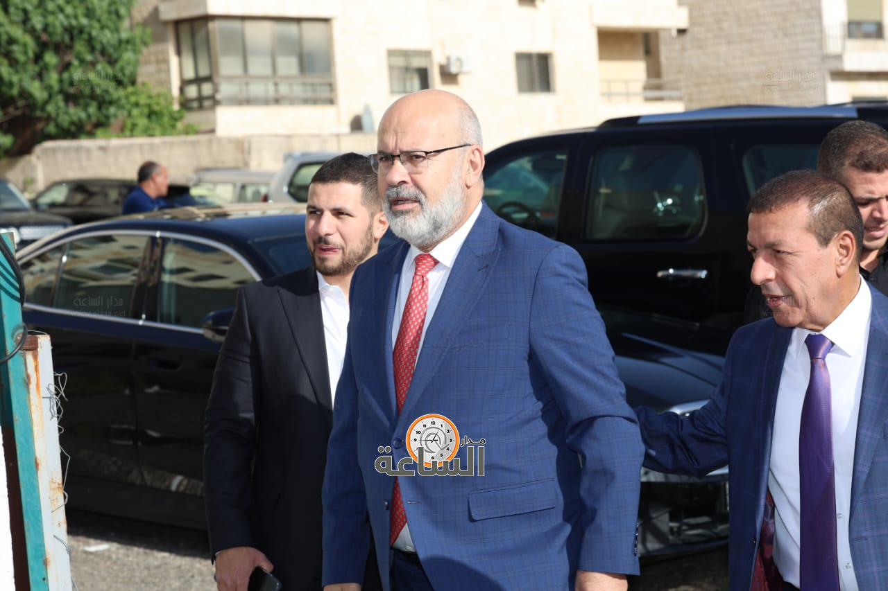 Madar Al-Saa Images 0.3004600788289352