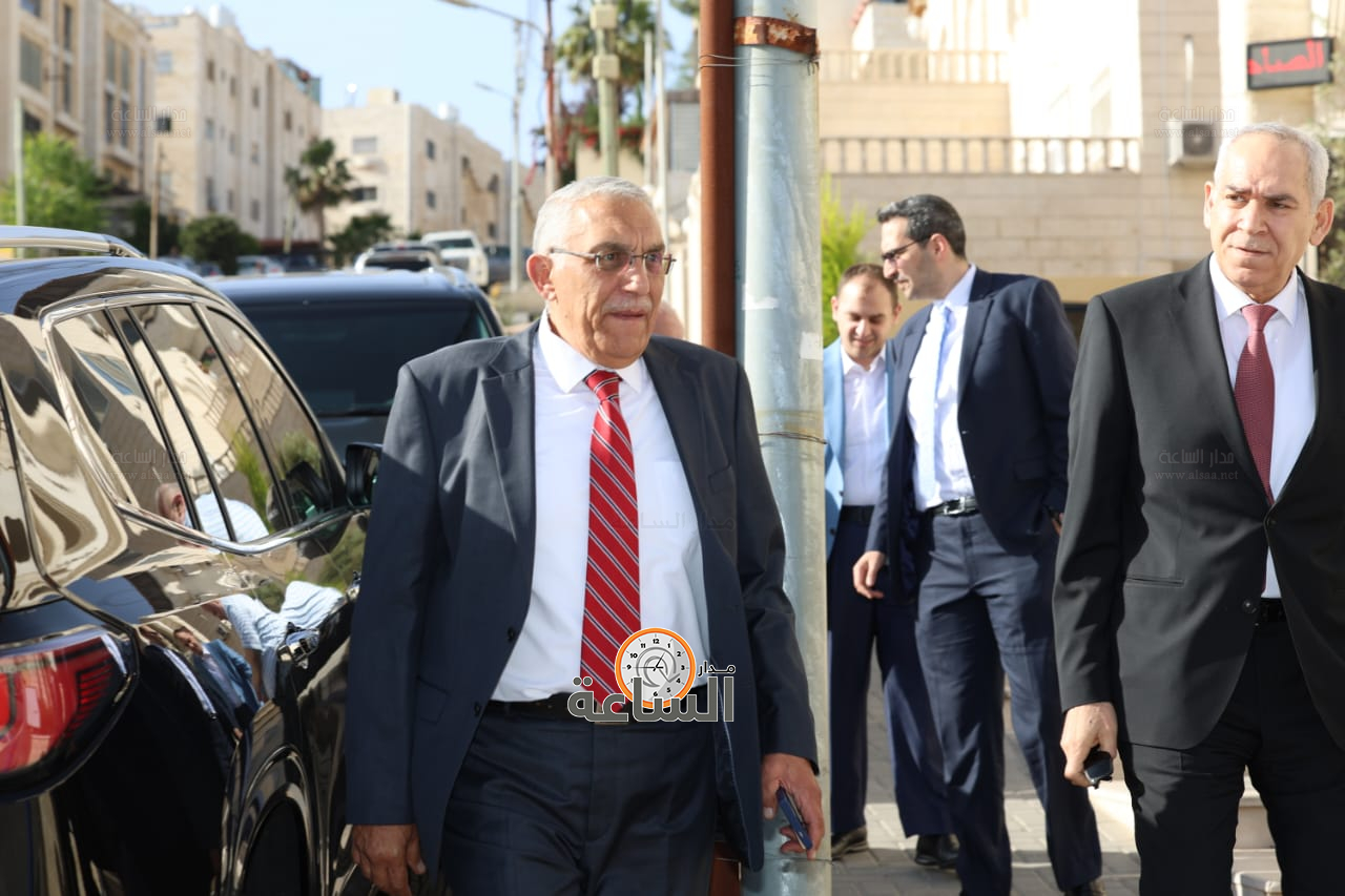 Madar Al-Saa Images 0.11809201058158791